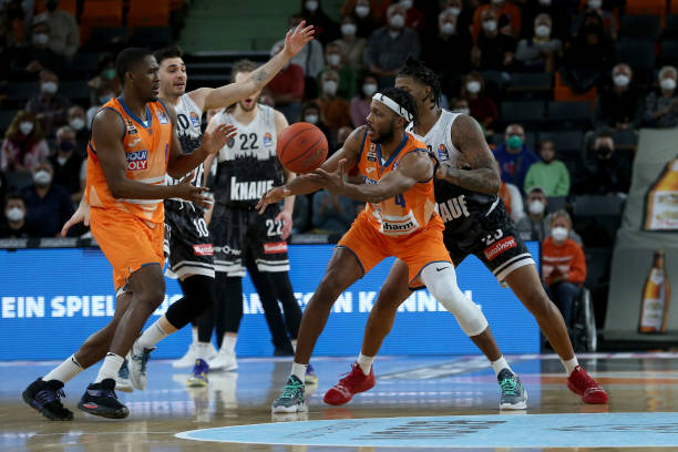 是一个引人 是一个引人